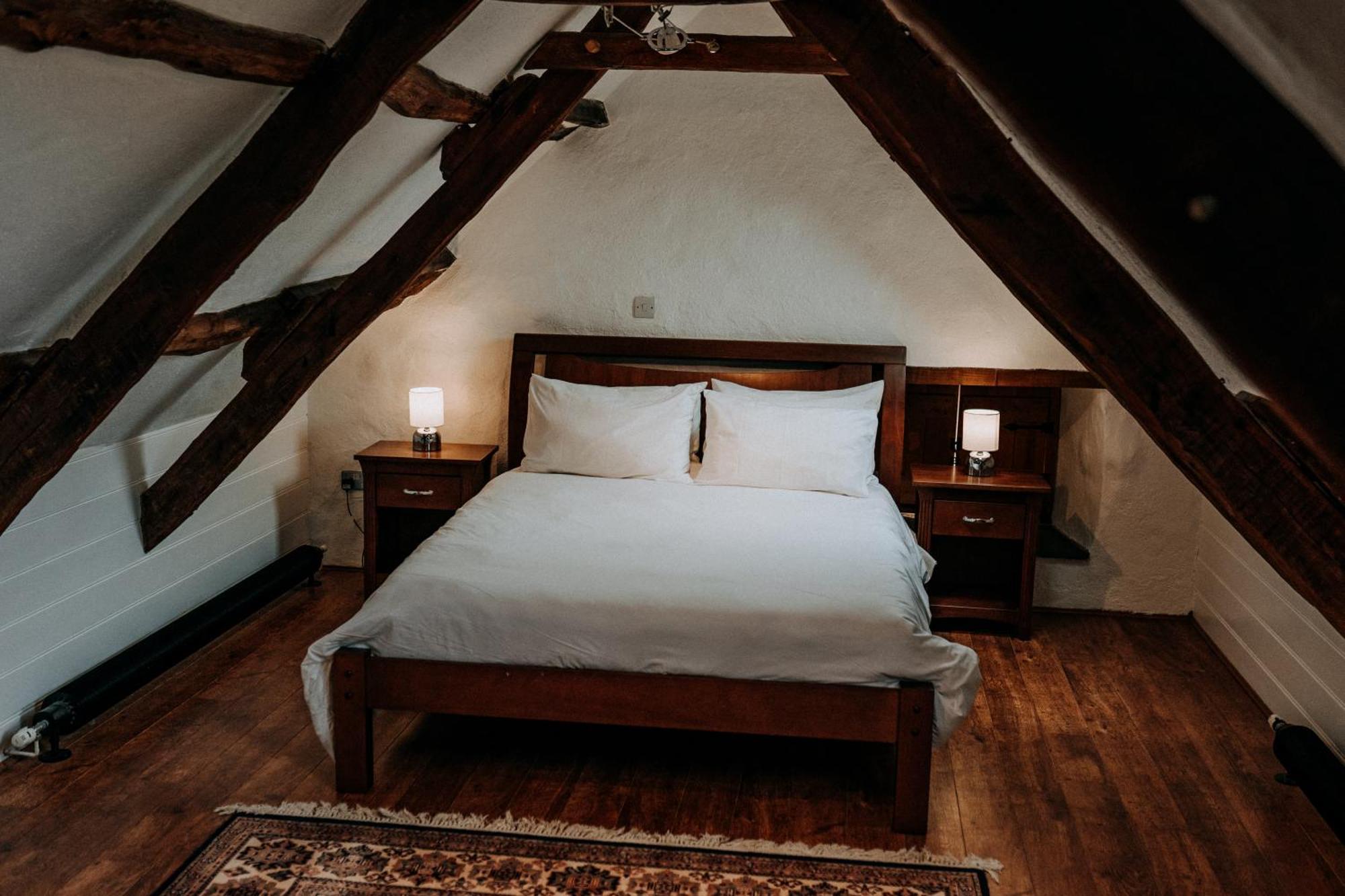 Treleddyn Farmhouse 圣大卫 外观 照片