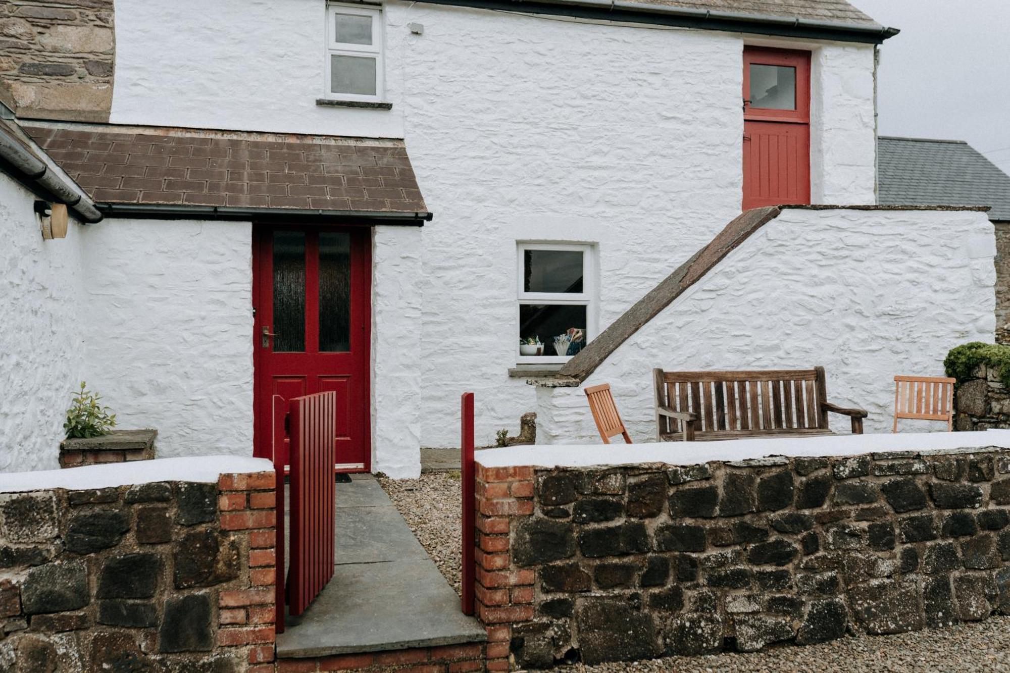 Treleddyn Farmhouse 圣大卫 外观 照片