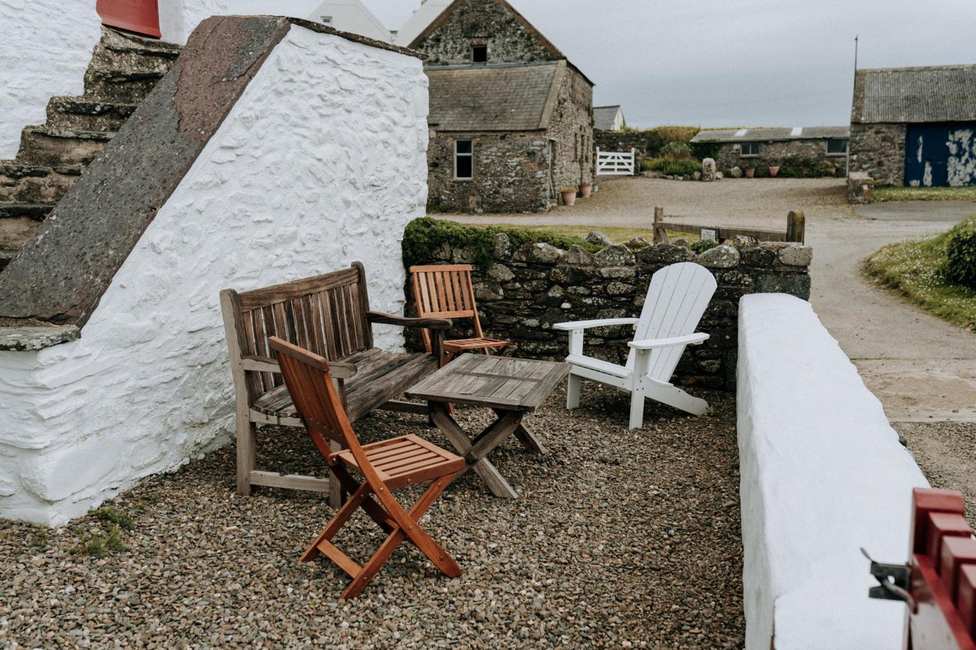 Treleddyn Farmhouse 圣大卫 外观 照片